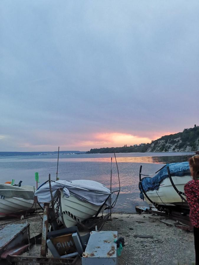 Luxury Apartment Amalfi 300 M From The Beach Varna Exterior photo