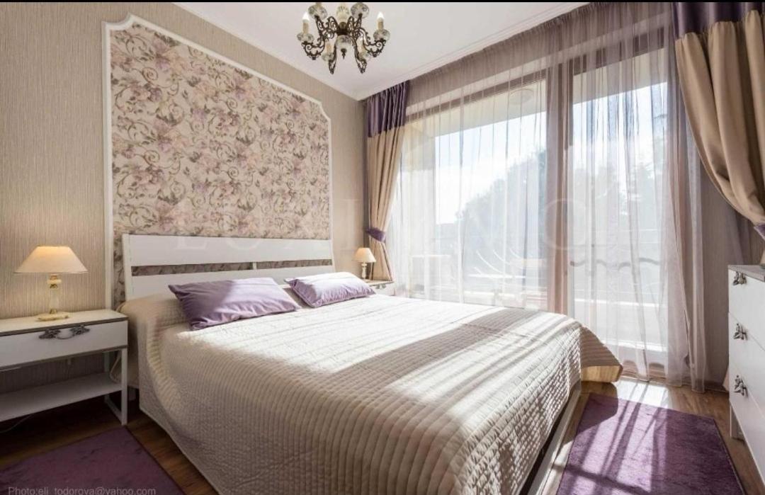 Luxury Apartment Amalfi 300 M From The Beach Varna Exterior photo